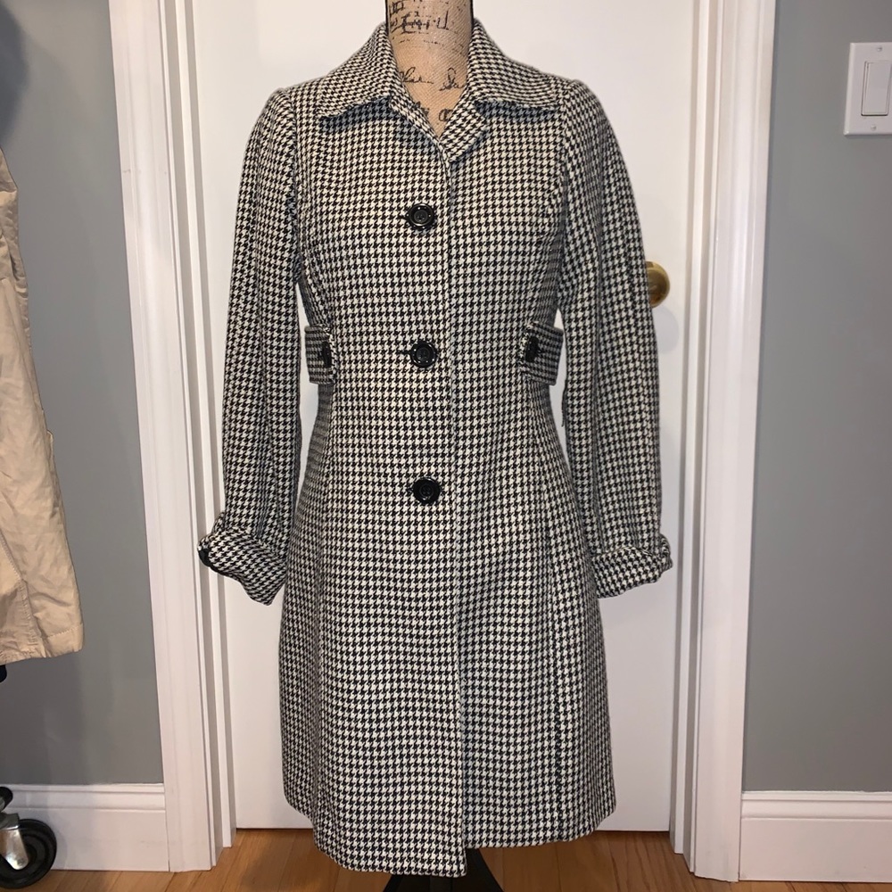 Houndstooth Long Form Fitted Jacket - image 1